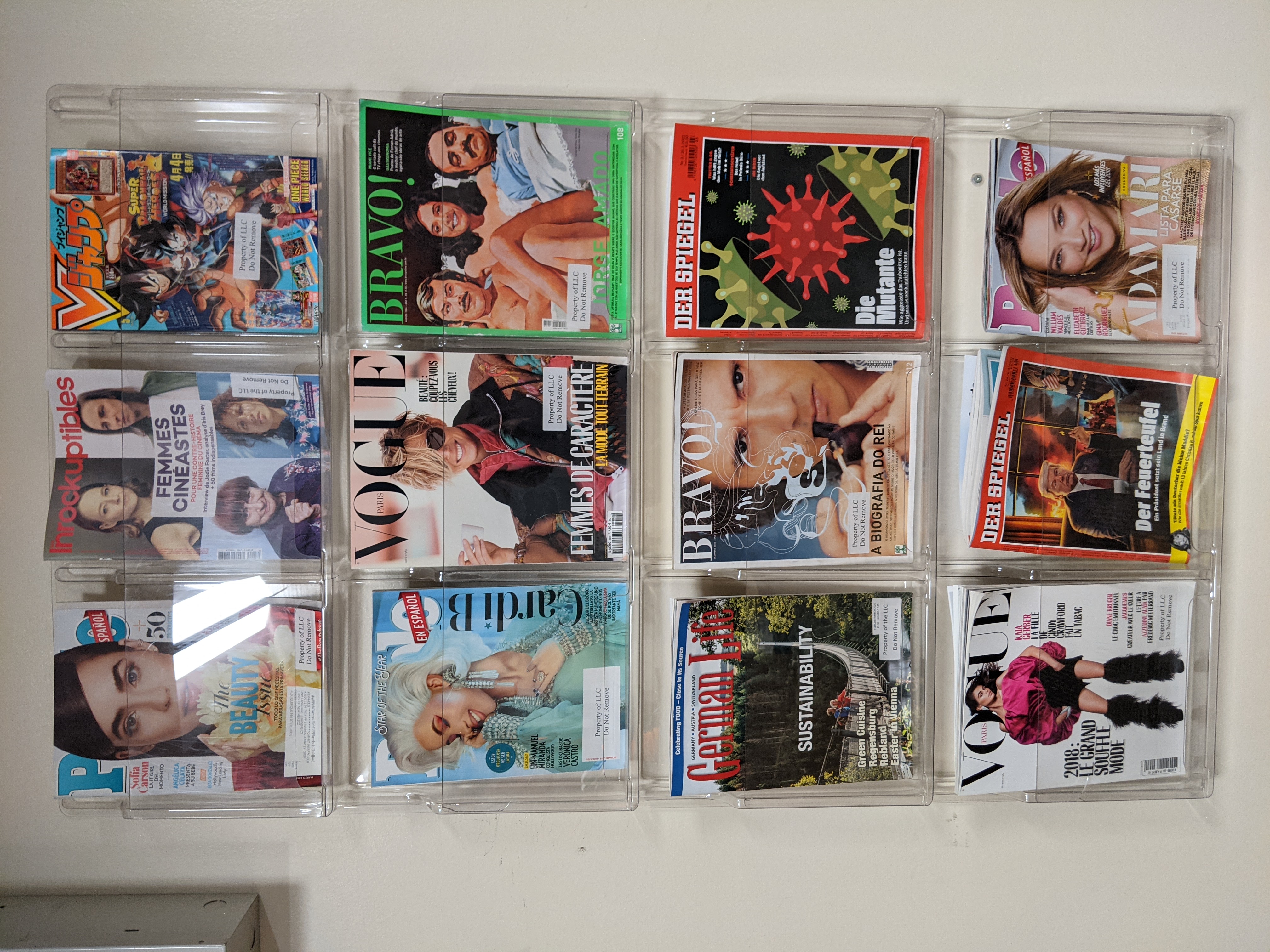 hubmagazinewall.jpg